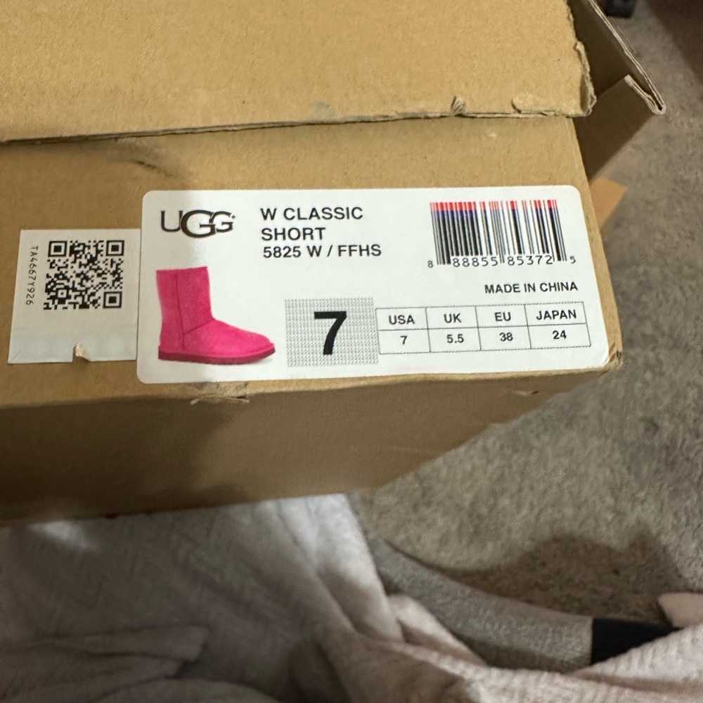 Uggs - image 4